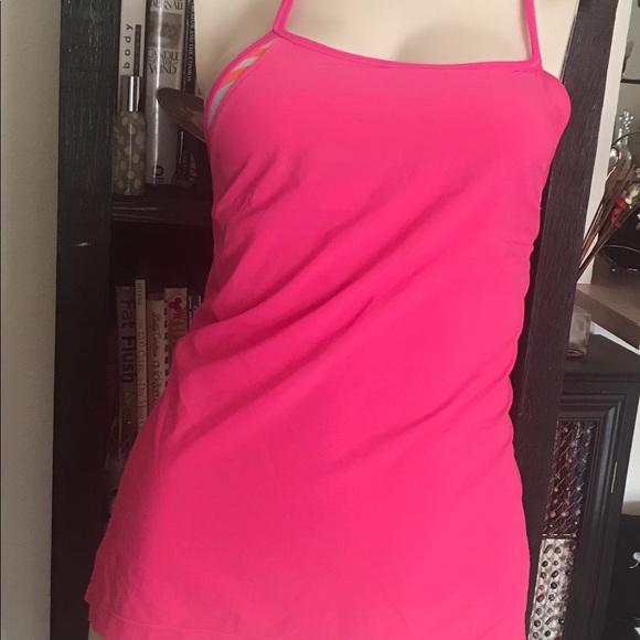 Host Pick!! Lululemon Amped tank top. - Picture 2 of 5